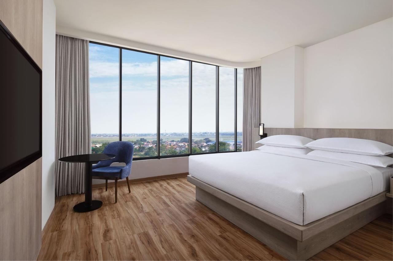 Fairfield By Marriott Jakarta Soekarno-Hatta Airport Tangerang Ngoại thất bức ảnh