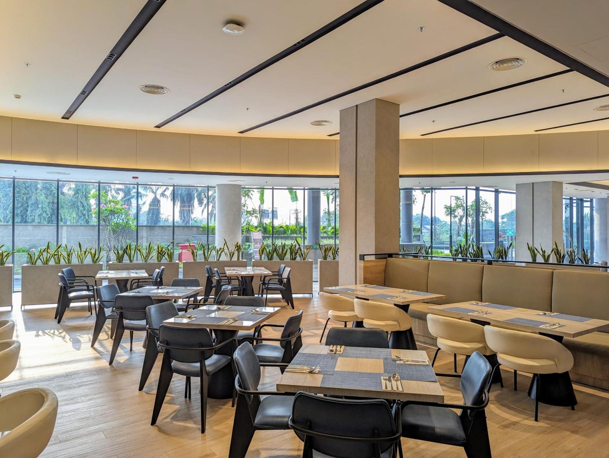 Fairfield By Marriott Jakarta Soekarno-Hatta Airport Tangerang Ngoại thất bức ảnh